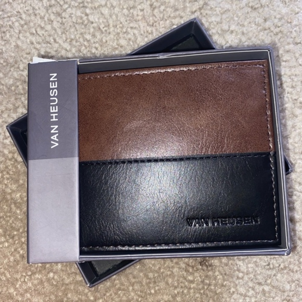 VAN HEUSEN FAUX LEATHER BLACK/BROWN WALLET❗️